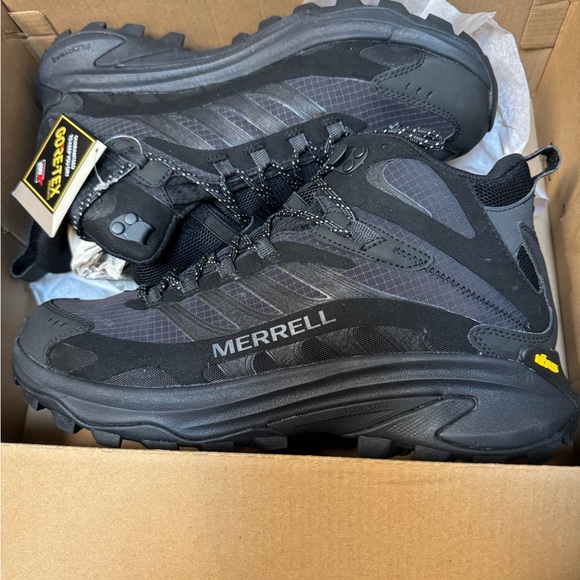 Merrell Black Athletic Shoes with Rugged Outsole - Picture 4 of 5